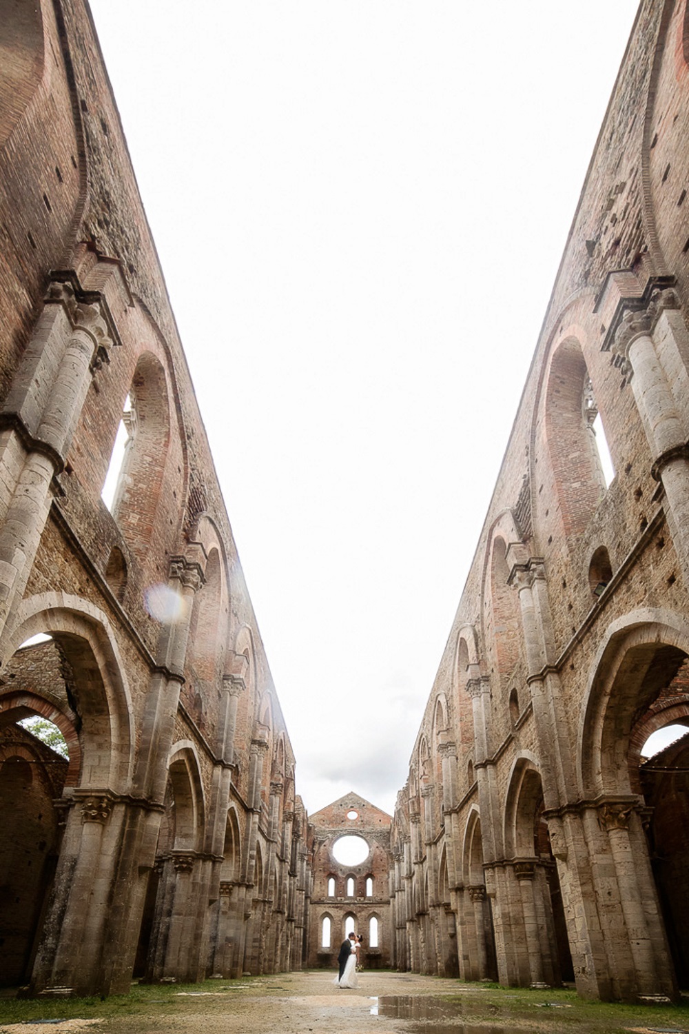 Wedding in San Galgano